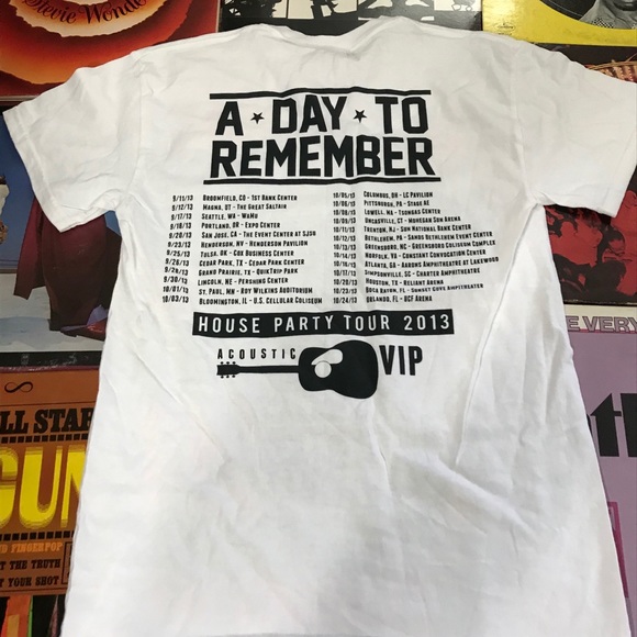 A Day To Remember Concert T-Shirt - Picture 3 of 6